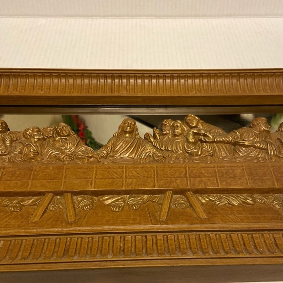 Vintage The Last Supper 3D Raised Effect Etched Sculpted Art Mirror in Brown - Picture 4 of 5